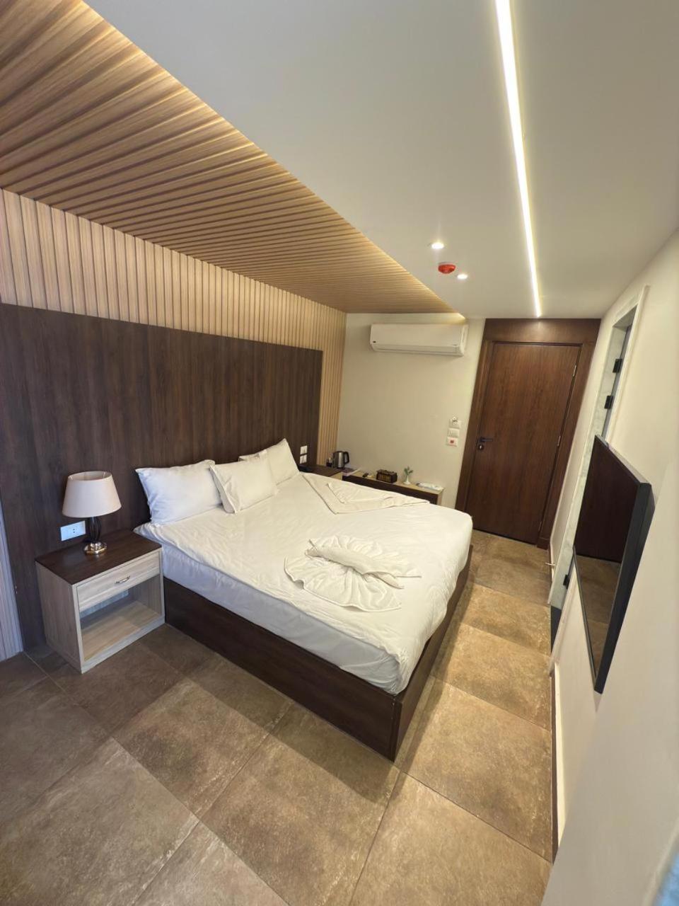 Blue Pyramids Eyes Hotel Al Kawm al Akhdar Exterior foto